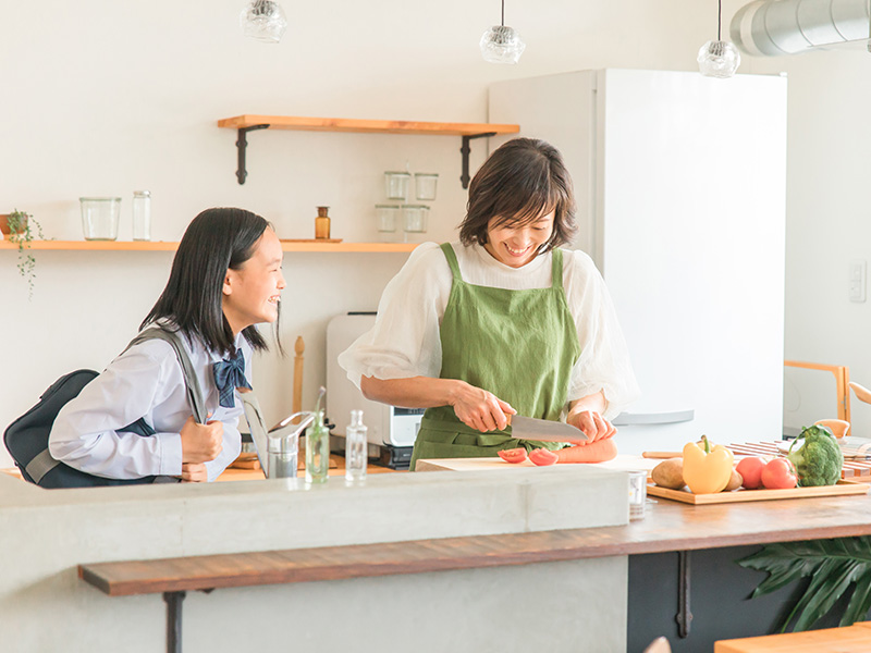 家族との会話が弾むキッチン
